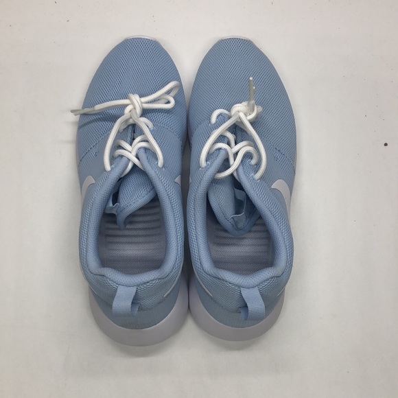 Women’s Nike Roshe One Blue/White 844994-407 New with Box - Picture 6 of 6